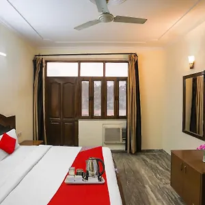 oyo-flasgship-70337-av-homes.hotelsdelhi.org/