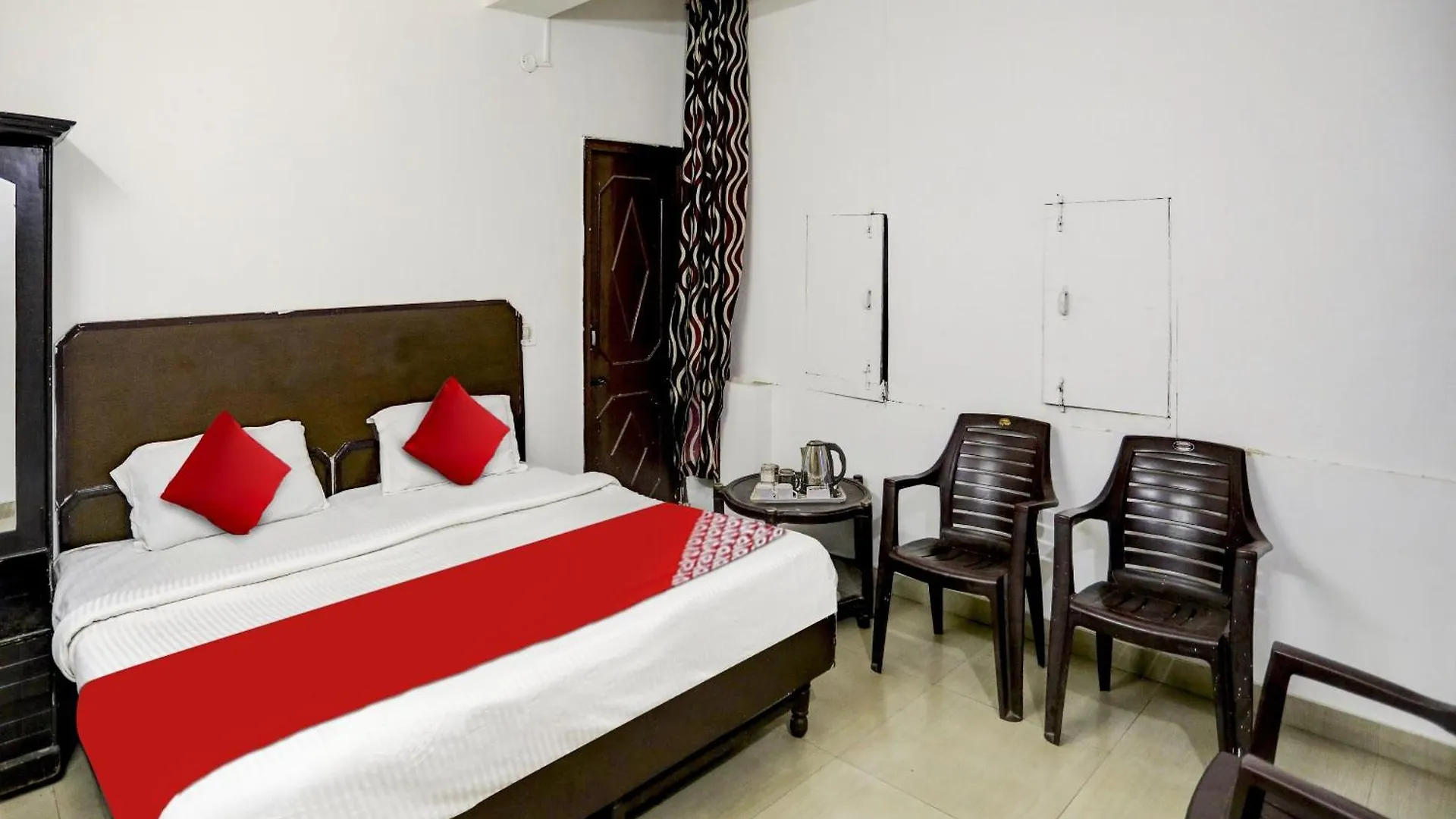 ***  Hotel O Majestic Gurgaon India